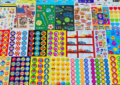 18+ Fun Packs Mxd Themes BLUEY Disney Cartoon Characters Jurassic Mickey Mouse