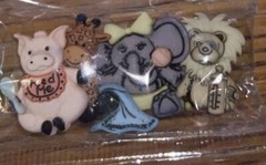 Dress it up Memory Mates- Cute & Cuddly- Animal Buttons Scrapbook Embellishments