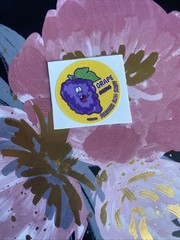 WW Small Scratch N Sniff Sticker Mod Grape Scented