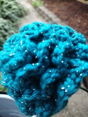 crochet yarn rose flower handmade bling leaves set of 3 Bunch