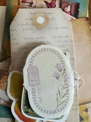#799 – 20 small pcs – VINTAGE BUTTERFLY FLORAL SCRAPBOOK JUNK JOURNAL KIT / LOT