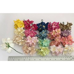 100 MIXED of 19 Colors Medium Lily Paper Flower Wedding Scrapbook (LY1-Mixed-B2)