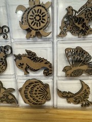 Crafter’s Square Scrap Booking Laser Cut Kraft Icons Set Of 2 Birds & Stars