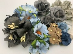 35 Mix Paper Flower Leaf Stamen DIY Wedding bouquet Scrapbook Card Topper TH-C1