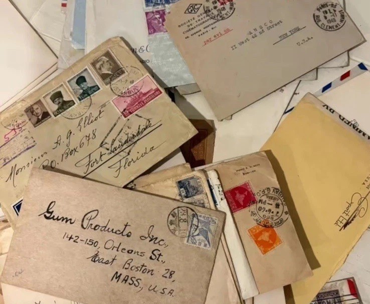 1 Lb Junk Journal Supply Ephemera Vintage Lot Paper Unique Fabric READ..