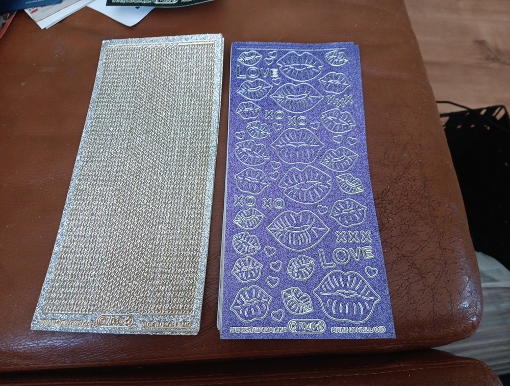 2X GLITTER STICKERS SCRAPBOOKING NEW (ST1270) LIPS/LINES
