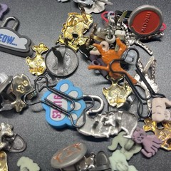Lot: Craft Charms Shapes & Various Size Scrapbooking Making Memories Ephemera