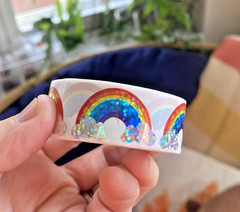 Sparkle Rainbow Sticker Roll: Roll Of 500 1 Inch Sparkly Rainbow Stickers