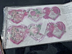 Current Victorian Style Valentine Garland Paper Die Cuts Hearts Angels 8×15