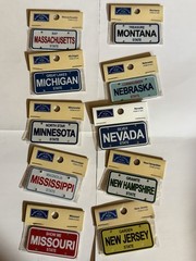 Karen Foster Mini License Plate Lot 50 States + Vacation 1 3/4″ X 3/4″ Stickers