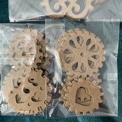 Lot of (9) Cardboard Accents/Embellish- frames, clocks,gears, keys,fluer delis
