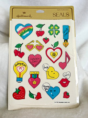 New Sealed VTG 1981 Hallmark Heart Shaped Fruit Clover Rainbow Note + Stickers