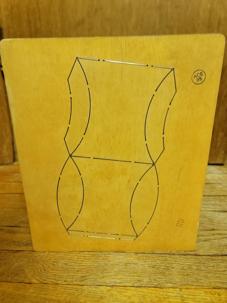 Box #4 AccuCut Die Block Frame Model BX800J 1997 VTG crafts Project School