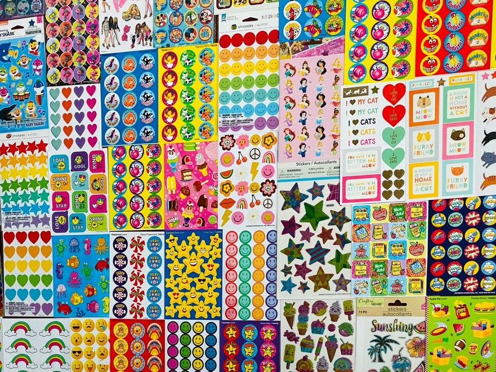 399 Sticker SCRATCH N SNIFF STINKY STICKERS SCENTED glossy CUTE MIXED THEMES