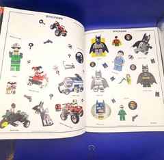 LEGO DC Batman Super Heroes Ultimate Sticker Collection Book 1000+ Reusable READ