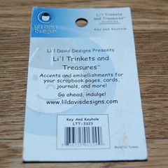Li’l Davis Designs Li’l Trinkets and Treasures Key and Keyhole #LTT-3323