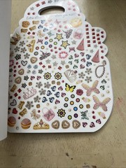 My Remarkably Sparkly Sticker and Doodling Purse by Laura McNab and Sarah Vince