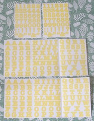 Creative Memories ABC/123 Bold Style Alphabet and Number Stickers – Yellow