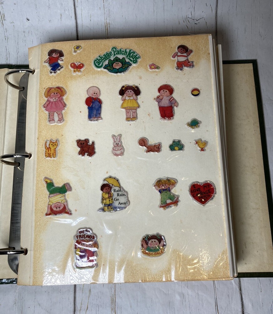 VTG 80s STICKER ALBUM 22 Double Sided Pages Scratch & Sniff – Star Wars & More!