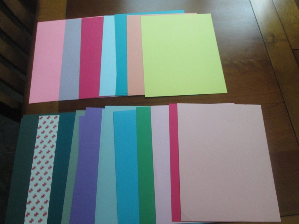 CREATIVE MEMORIES – 8 1/2 x 11 PAPER – 18 VARIOUS COLORS – 25 SHEETS – NEW