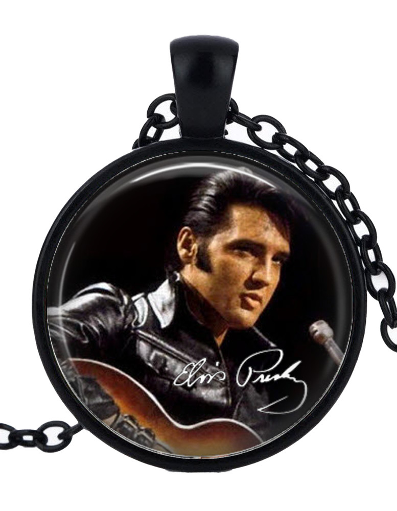 1 STAR SINGER Black Bezel Necklace