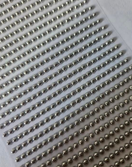CraftbuddyUS 750pc x 3mm SILVER (30 stripes) Stick On Round Rhinestone Gems,DIY
