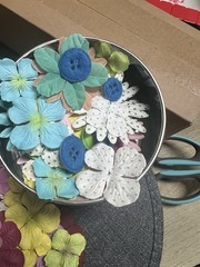 Prima Multicolor Paper/Felt Flower Scrapbooking Embellishments Mixed Lot