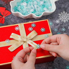 Christmas Snowflakes Decorations, 300Pcs Glitter ABS Pearl like Snowflakes White