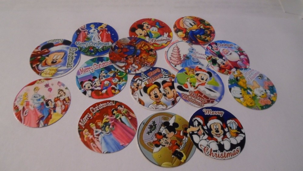Pre Cut One Inch Bottle Cap Image CHRISTMAS MICKEY DISNEY CARTOONS Free Shipping