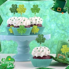 800 Pcs St. Patrick’s Day Stickers, Glitter Shamrock Roll, Multicolor, Vinyl, W