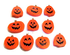 Lot of 32 Fall Themed Flatbacks For Crafting – Pumpkins, Acorns – NEW (#37)