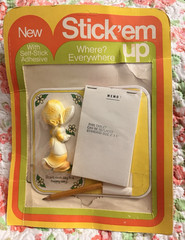Vintage Stick’em Up Self-Stick Animal Wall Mount Memo Pad with Girl Figurine NOS