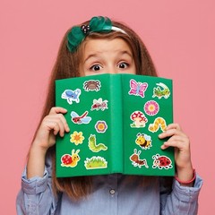 300Pcs Spring Insect Foam Stickers – Cute Cartoon Flowers, Butterflies, Bees & A