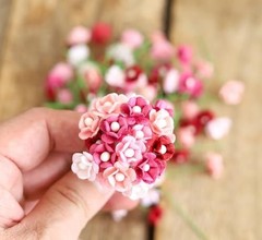 100 Pcs Mini Mulberry Paper Flowers 13-15mm for Scrapbooking, DIY Crafts, Bouque