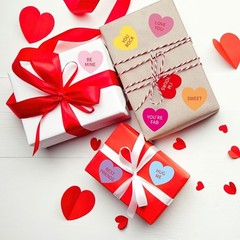 Valentine’s Day Heart Stickers – 500 PCS Self-Adhesive Craft Labels in 8 Styles