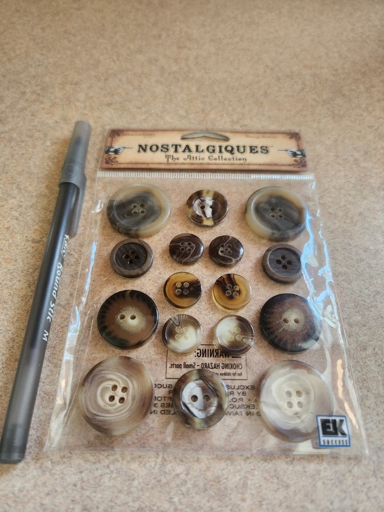 Sticko Nostalgiques The Attic Collection Vintage Button Embellishments