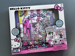 Hello Kitty All-in-One DIY , Design Your Own Scrapbook/ Brand New 250pcs!