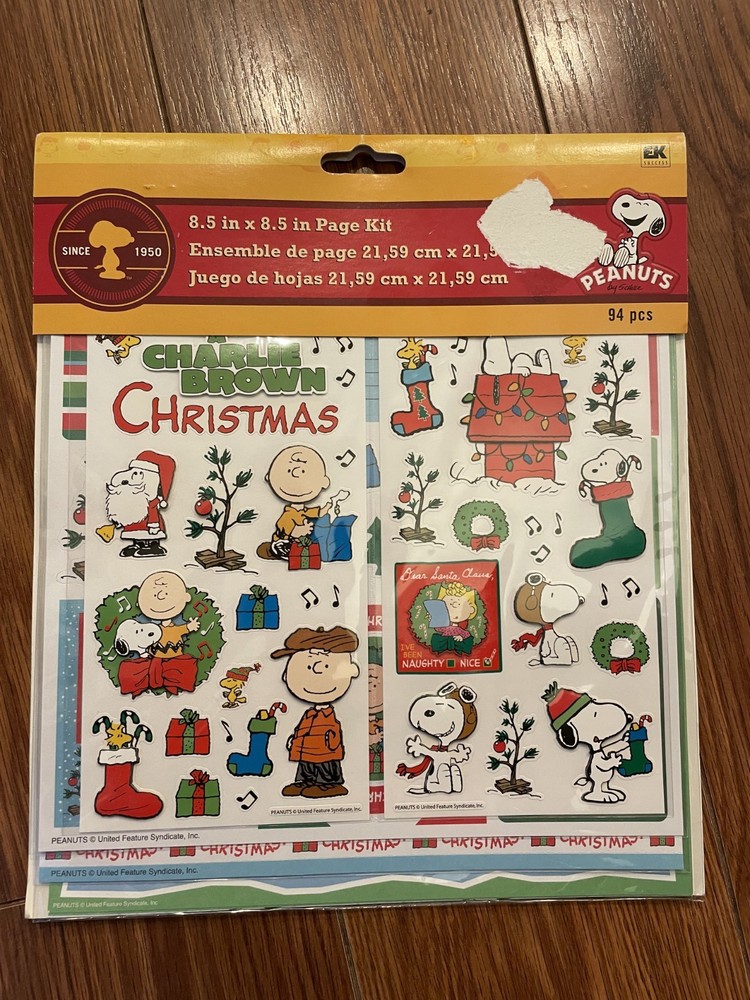 Peanuts EK Success Christmas Holiday Page Kit 8.5″x8.5″ 94 pieces