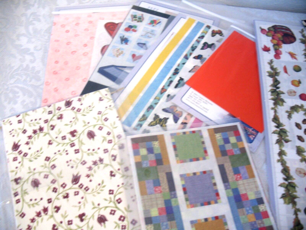 Lot Holly Days, Dazzle, quilted, flower buds strips.