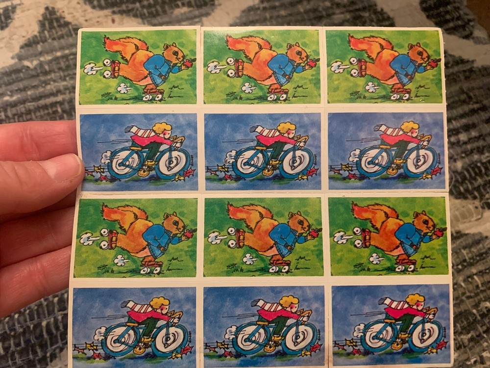 VINTAGE! 1985 Scholastic Inc 12 Stickers 6 Squirrels on Skates & 6 Child Biking