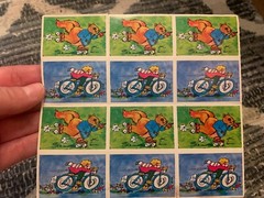VINTAGE! 1985 Scholastic Inc 12 Stickers 6 Squirrels on Skates & 6 Child Biking