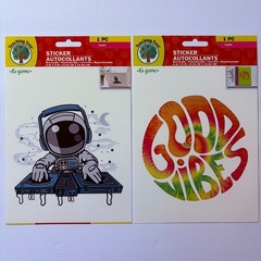 RETRO Decal Lasercut Stickers 6×9 ASTRONAUT DJ on TURNTABLE | GOOD VIBES 2pcs