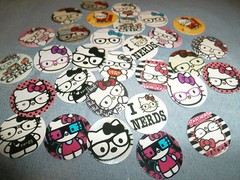 NEW PRE CUT VARIETY OF HELLO KITTY BOTTLE CAP IMAGES! 30 FOR $5
