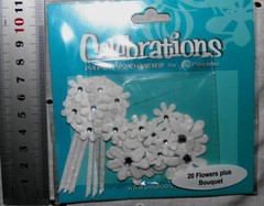 CELEBRATION 20 Flower Pk PAPER Daisies 15-25mmAcross + Bouquet 37x70mm Petaloo F