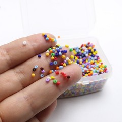 2000 pcs Opaque Glass small Beads 2mm (10/0) + Storage Box Jewelry Making