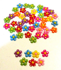 Lot of 50 Multicolor Flower Flatbacks For Crafting – NEW (#12)