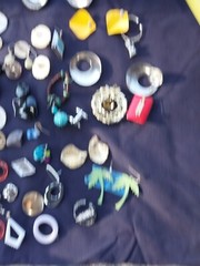 A real athenic fake set of jewelry plastic metal I’m pretty things