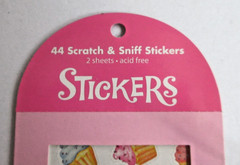 Scratch & Sniff Cupcake Stickers Pack (44) Vanilla Peaceable Kingdom – Mindware