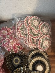 ANNA GRIFFIN Assorted Paper Rosettes Embellishments Christmas ++ Lot of 175