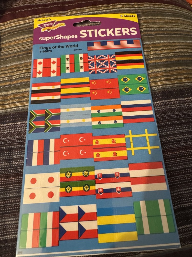 TREND superSHAPES STICKERS FLAGS OF THE WORLD T-46078